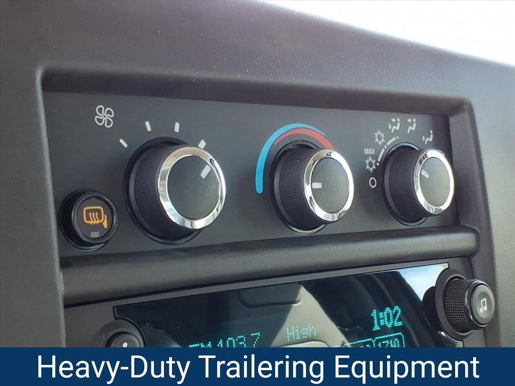 New 2025 Chevrolet Express 2500 Work Van w/ Driver Convenience Package image 4