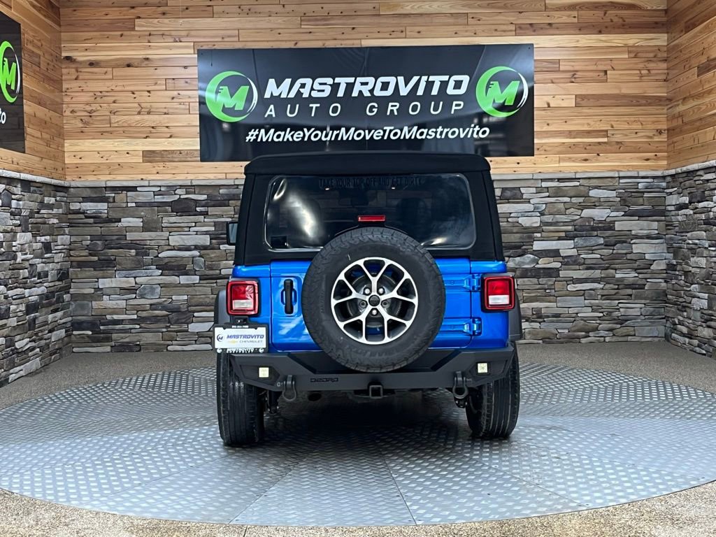 Used 2024 Jeep Wrangler Sport AWD/4WD image 9