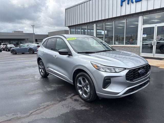 Used 2023 Ford Escape ST-Line w/ Tech Pack #1 AWD/4WD video 1