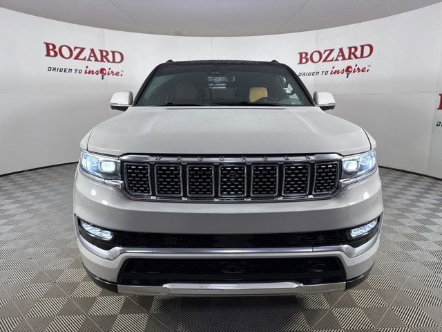 Used 2022 Jeep Grand Wagoneer Series III image 2
