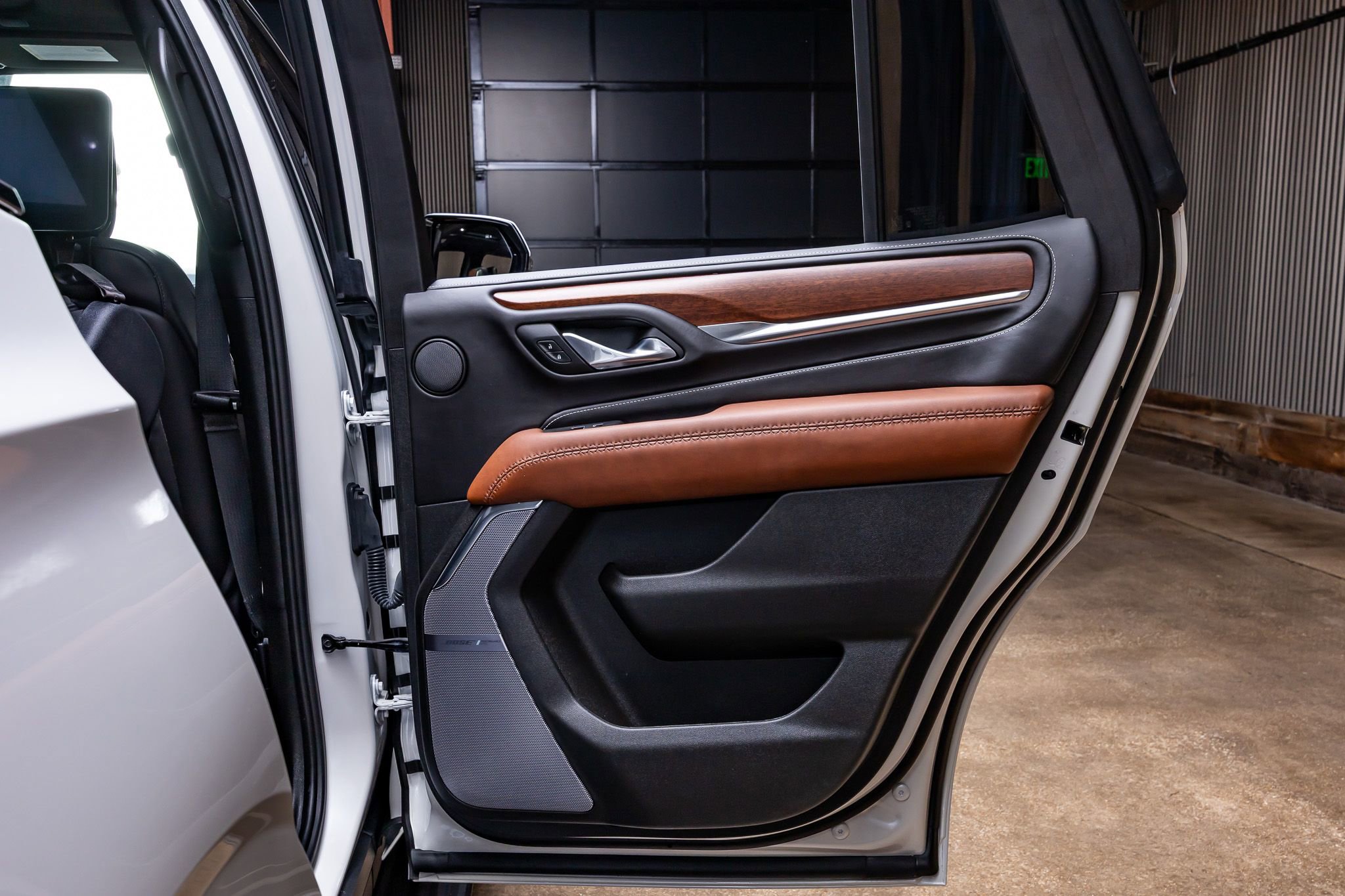 Used 2024 GMC Yukon Denali Ultimate image 39