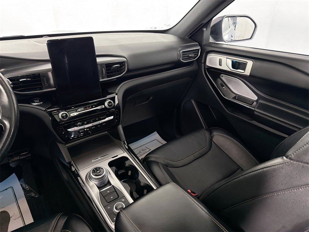 Used 2021 Ford Explorer ST w/ ST Street Pack image 21