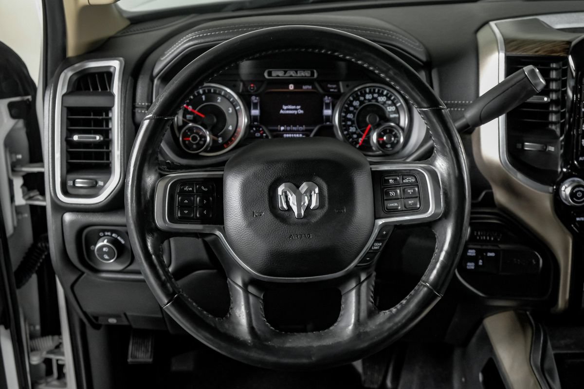 Used 2020 RAM 3500 Laramie AWD/4WD image 17