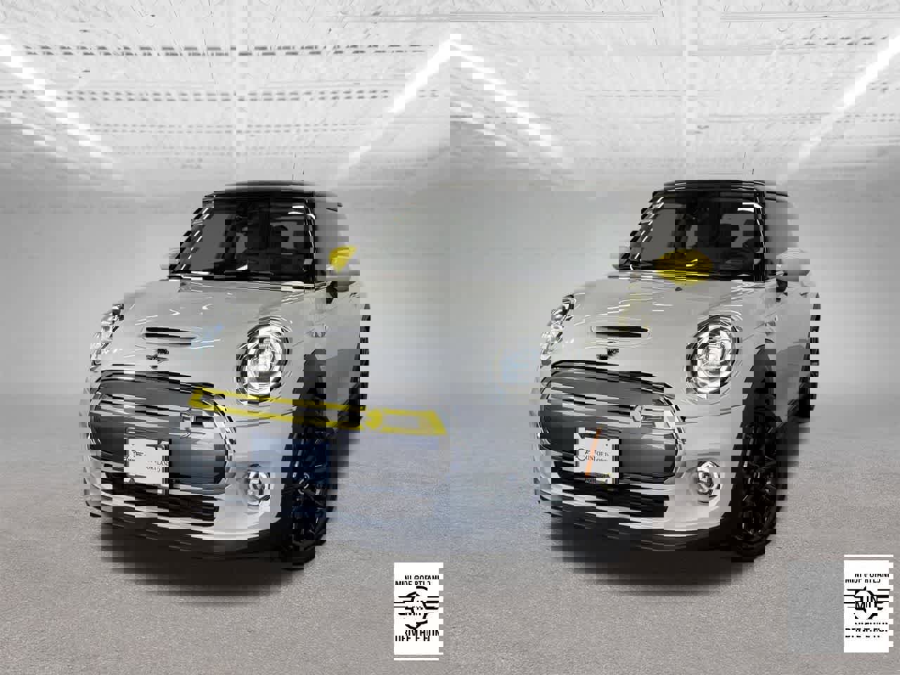 Used 2020 MINI Cooper SE w/ 6.5" Touchscreen Package