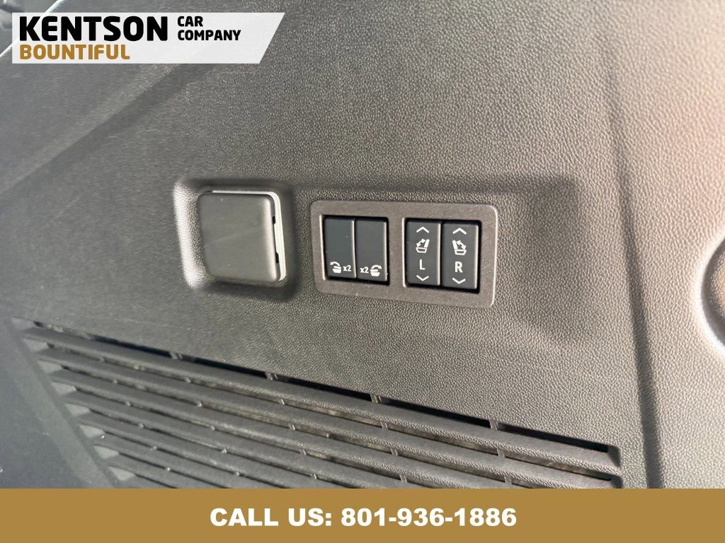 Used 2024 GMC Yukon XL Denali image 40