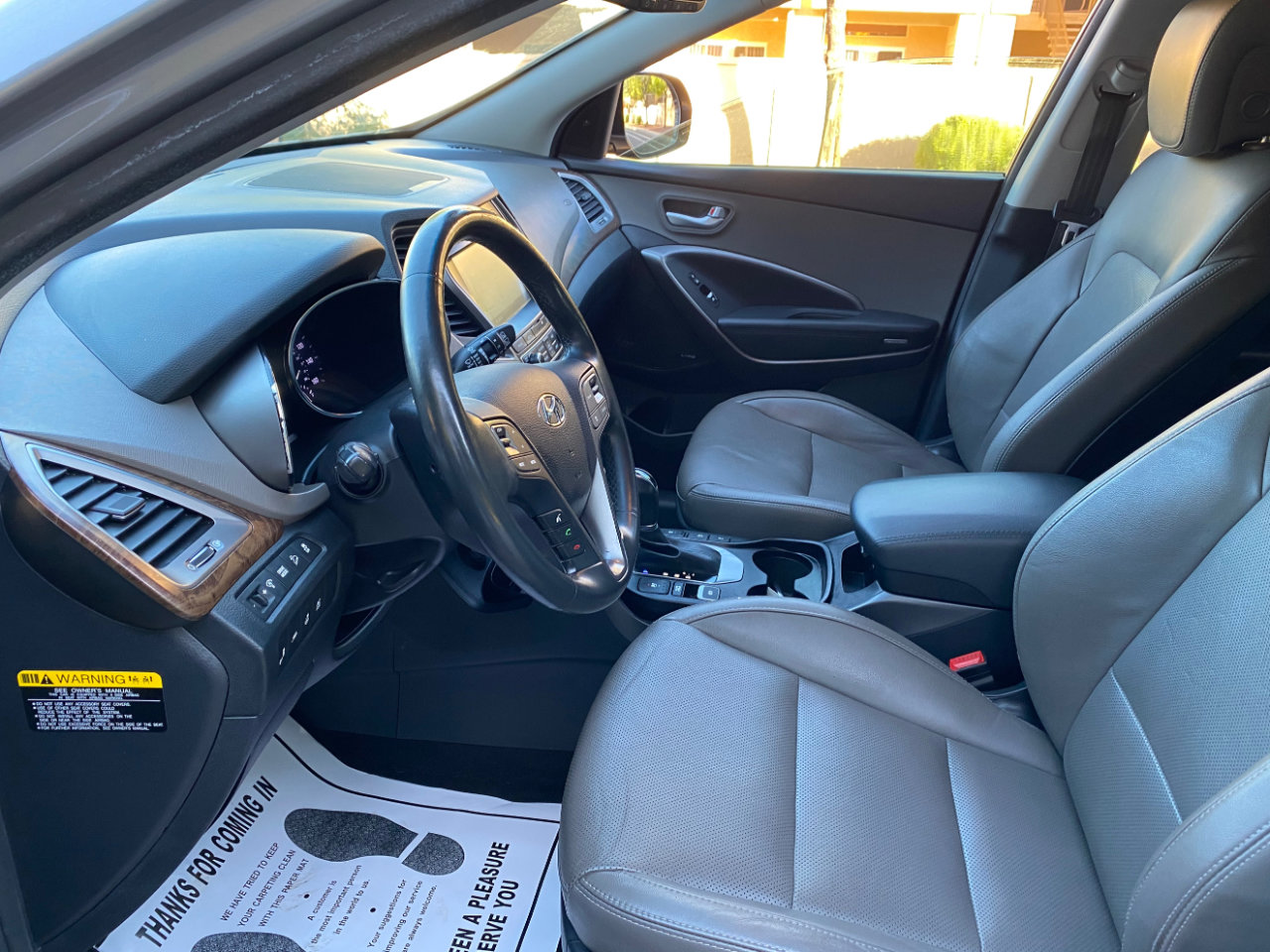 Used 2017 Hyundai Santa Fe SE Ultimate 3.3L Auto w/ SE Ultimate Tech Package 03 image 32