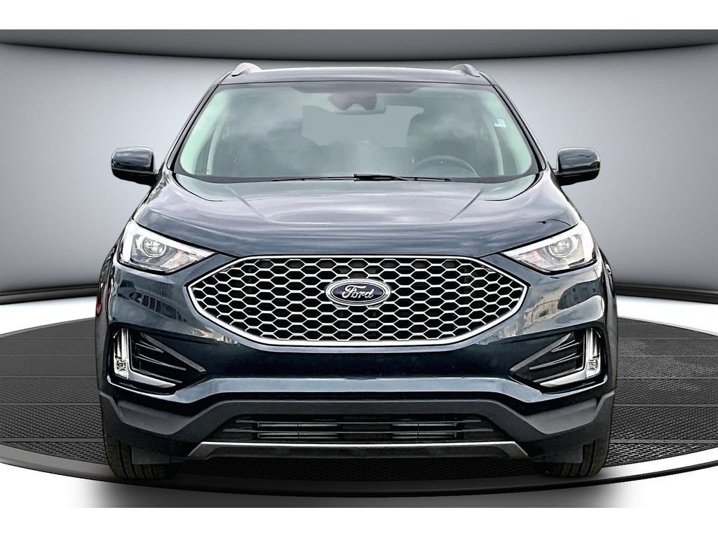 Used 2023 Ford Edge SEL w/ Convenience Package AWD/4WD image 4