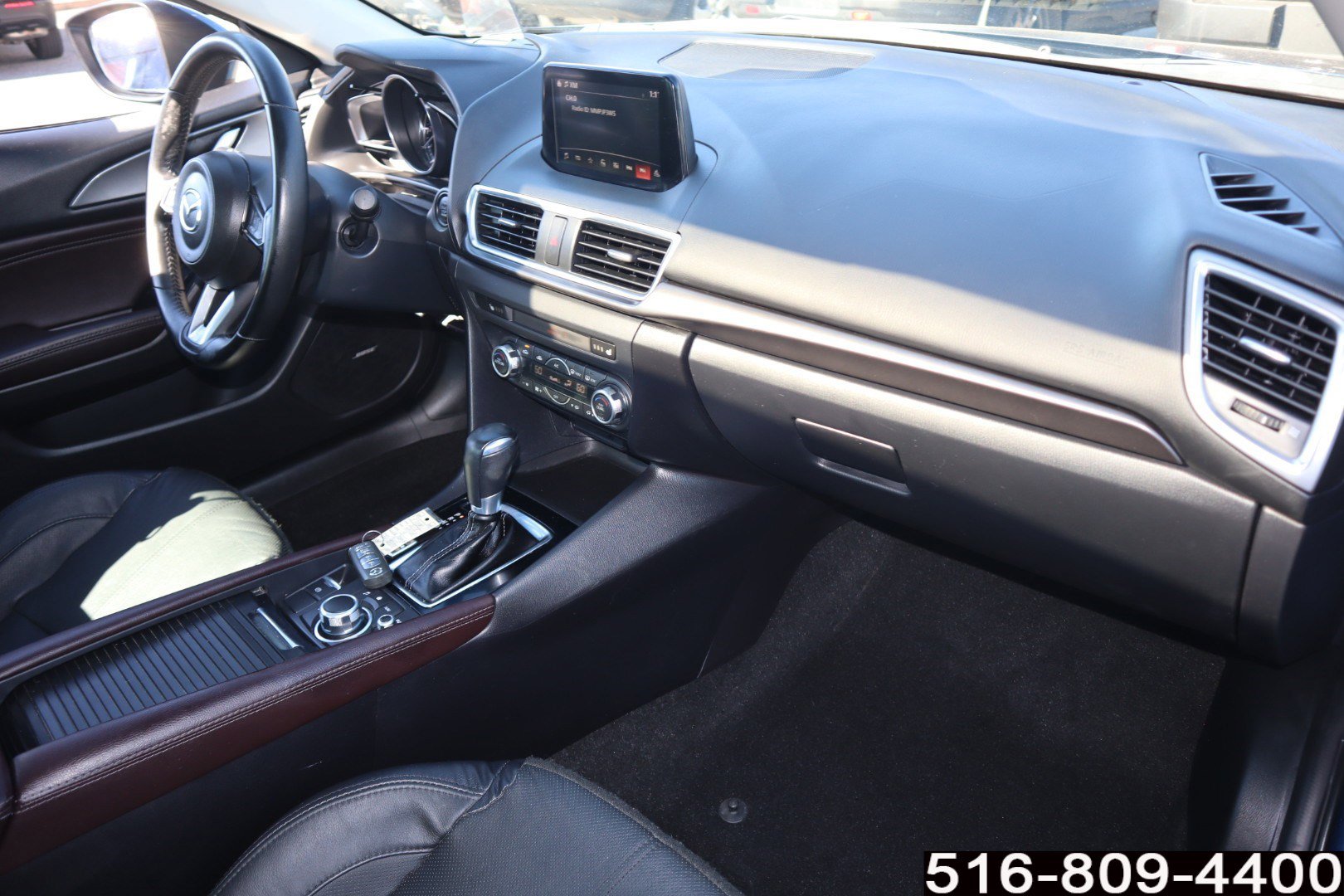 Used 2018 MAZDA MAZDA3 Grand Touring image 25