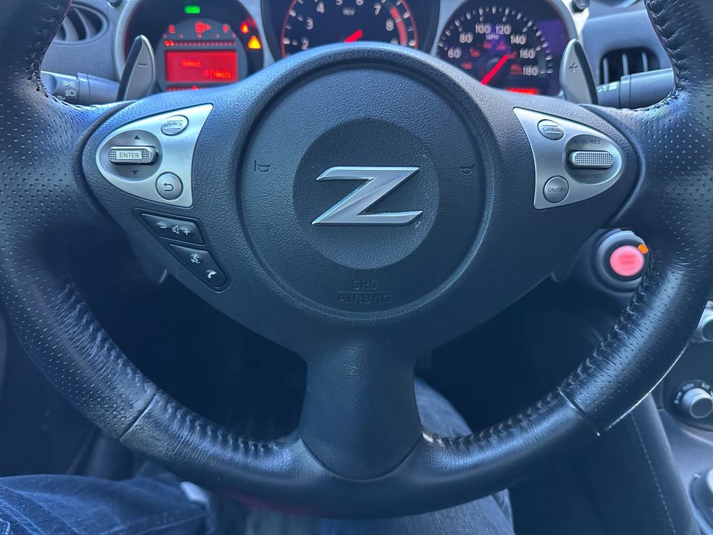 Used 2018 Nissan 370Z Touring Sport RWD image 3