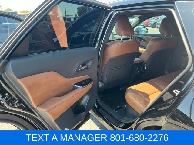 Used 2025 Toyota Crown Signia AWD/4WD image 30