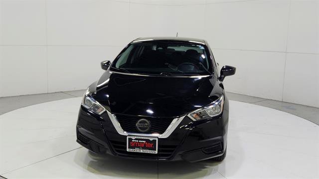 Used 2021 Nissan Versa S FWD image 2