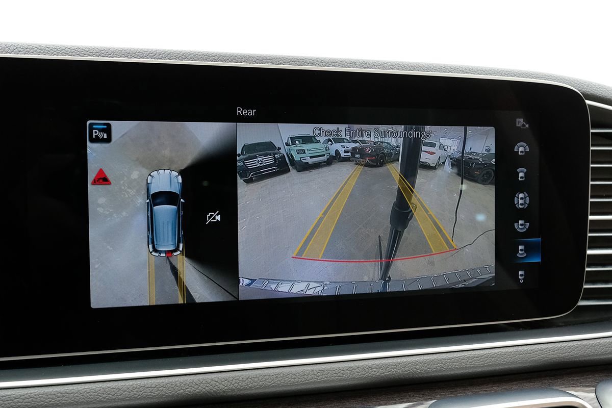 Used 2020 Mercedes-Benz GLE 350 w/ Premium Package image 21