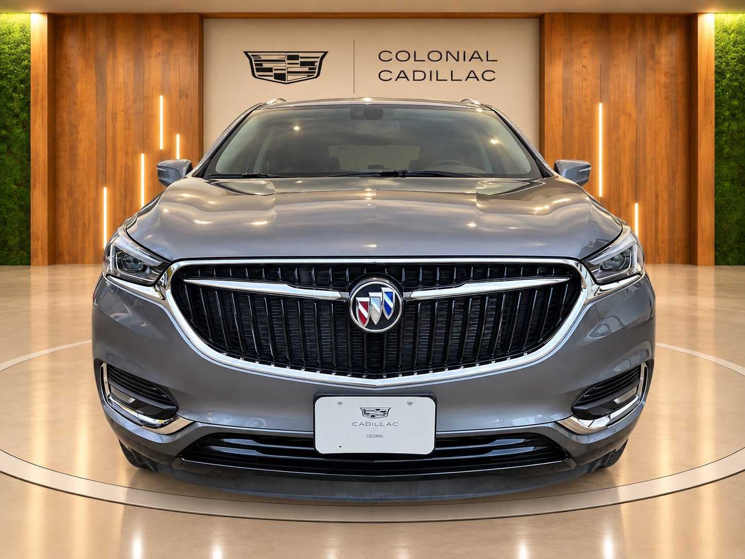 Used 2020 Buick Enclave Essence AWD/4WD image 2