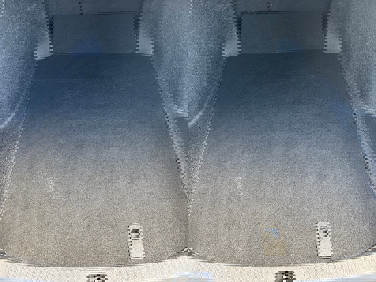 Used 2025 Toyota Camry SE image 10