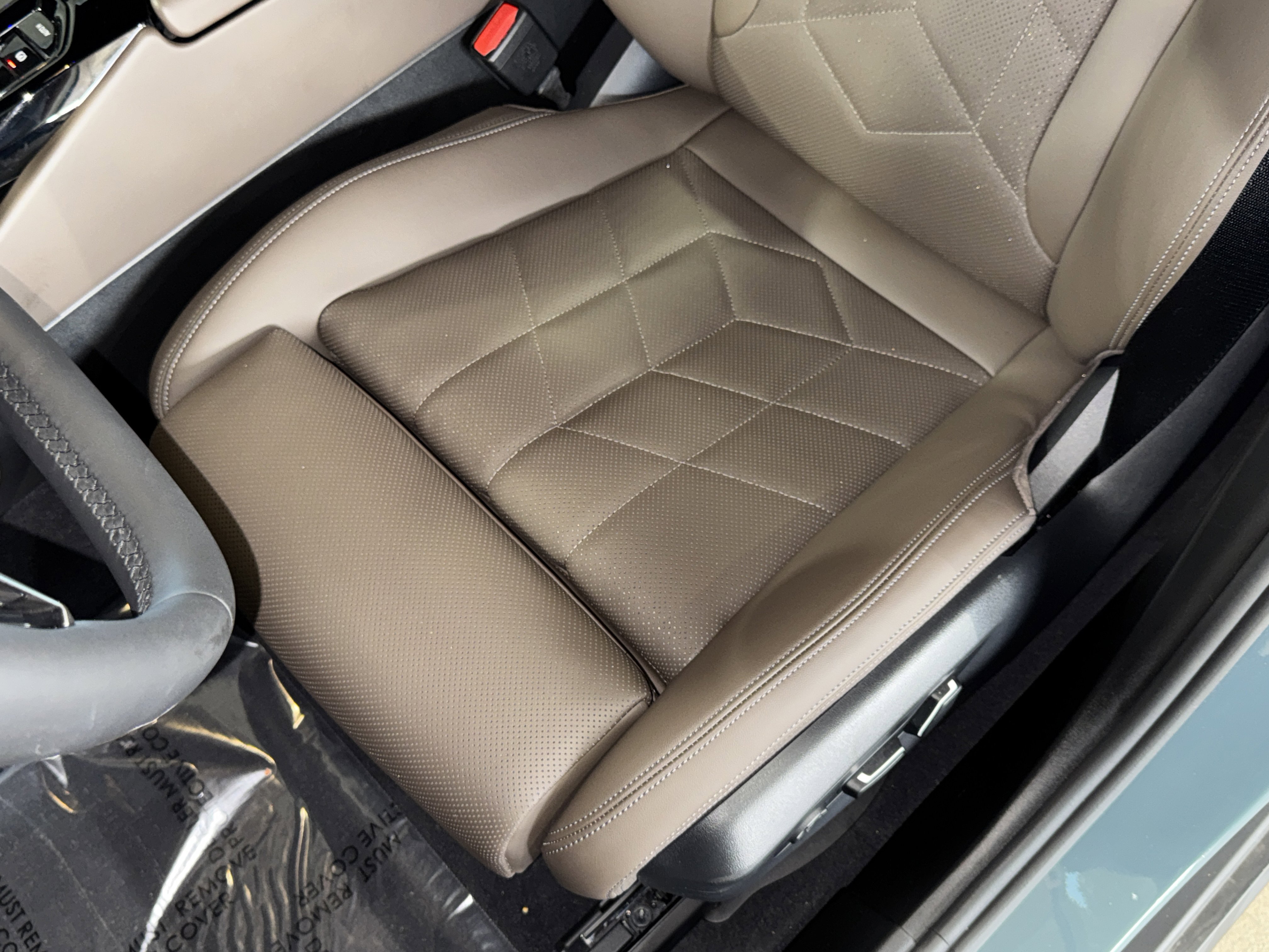 Certified 2025 BMW 530i image 34