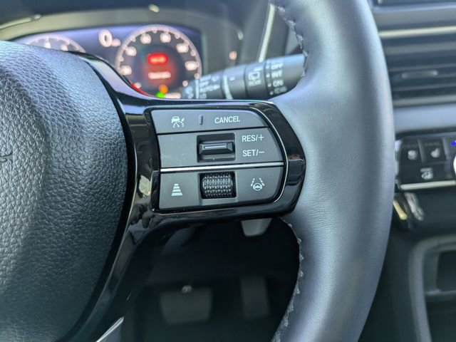 Used 2025 Honda Pilot Elite image 29