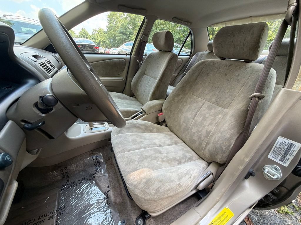 Used 1998 Toyota Corolla FWD image 17