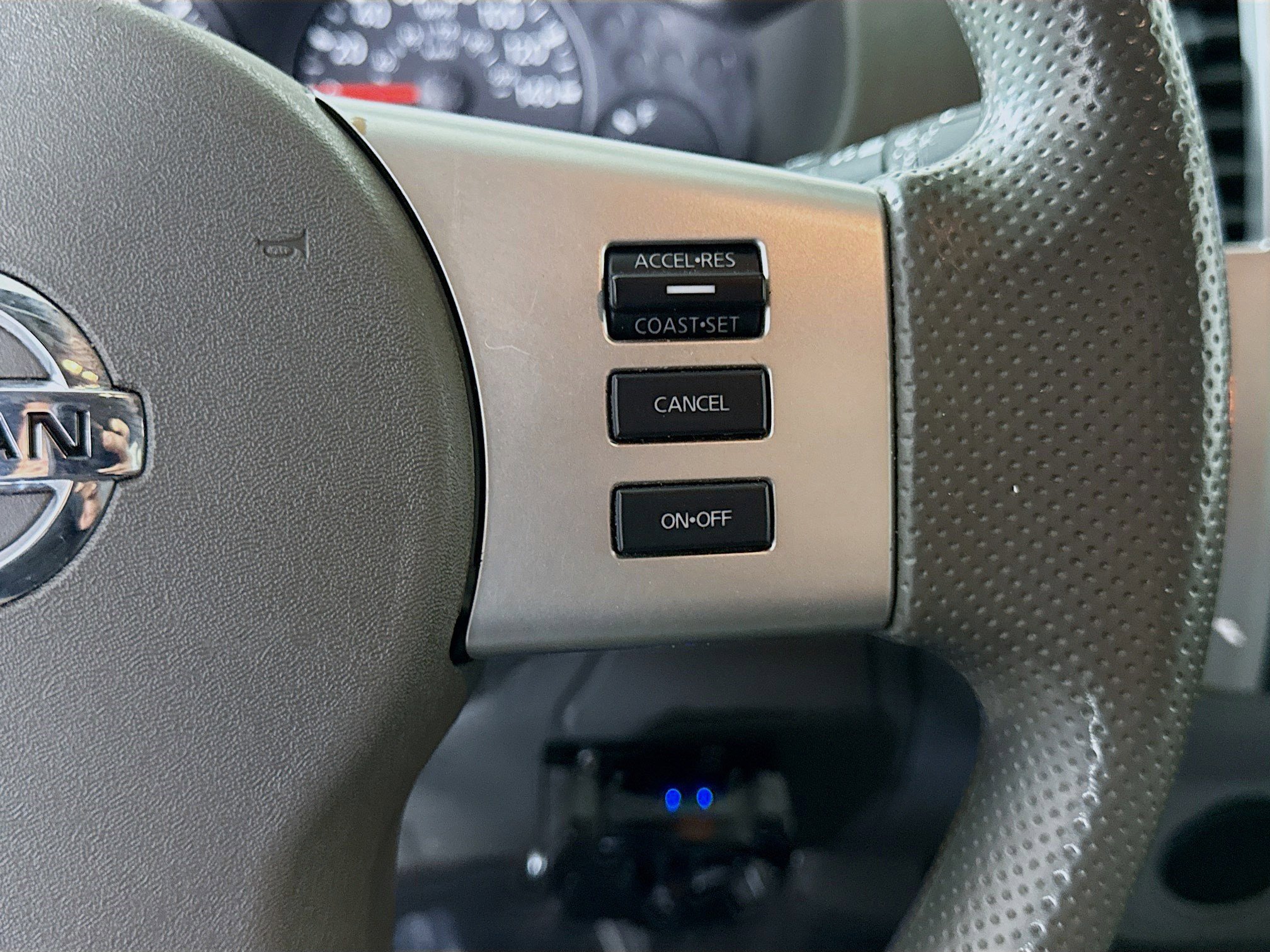 Used 2020 Nissan Frontier SV image 15