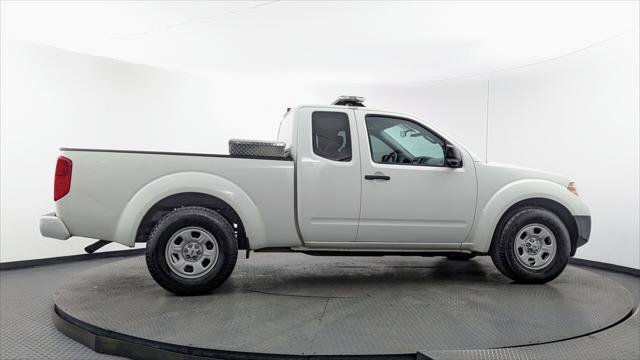 Used 2020 Nissan Frontier S RWD image 9