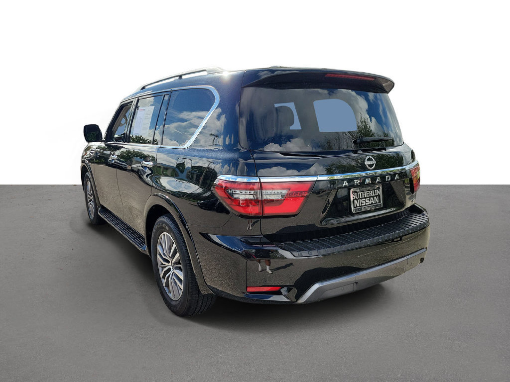 Used 2024 Nissan Armada SL w/ Captain's Chairs Package AWD/4WD image 4