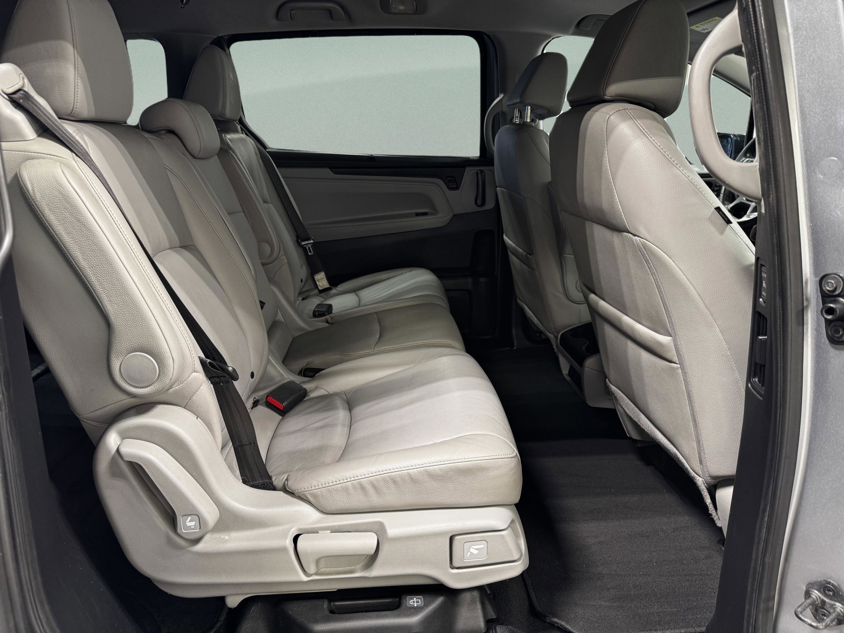 Used 2019 Honda Odyssey EX-L image 29