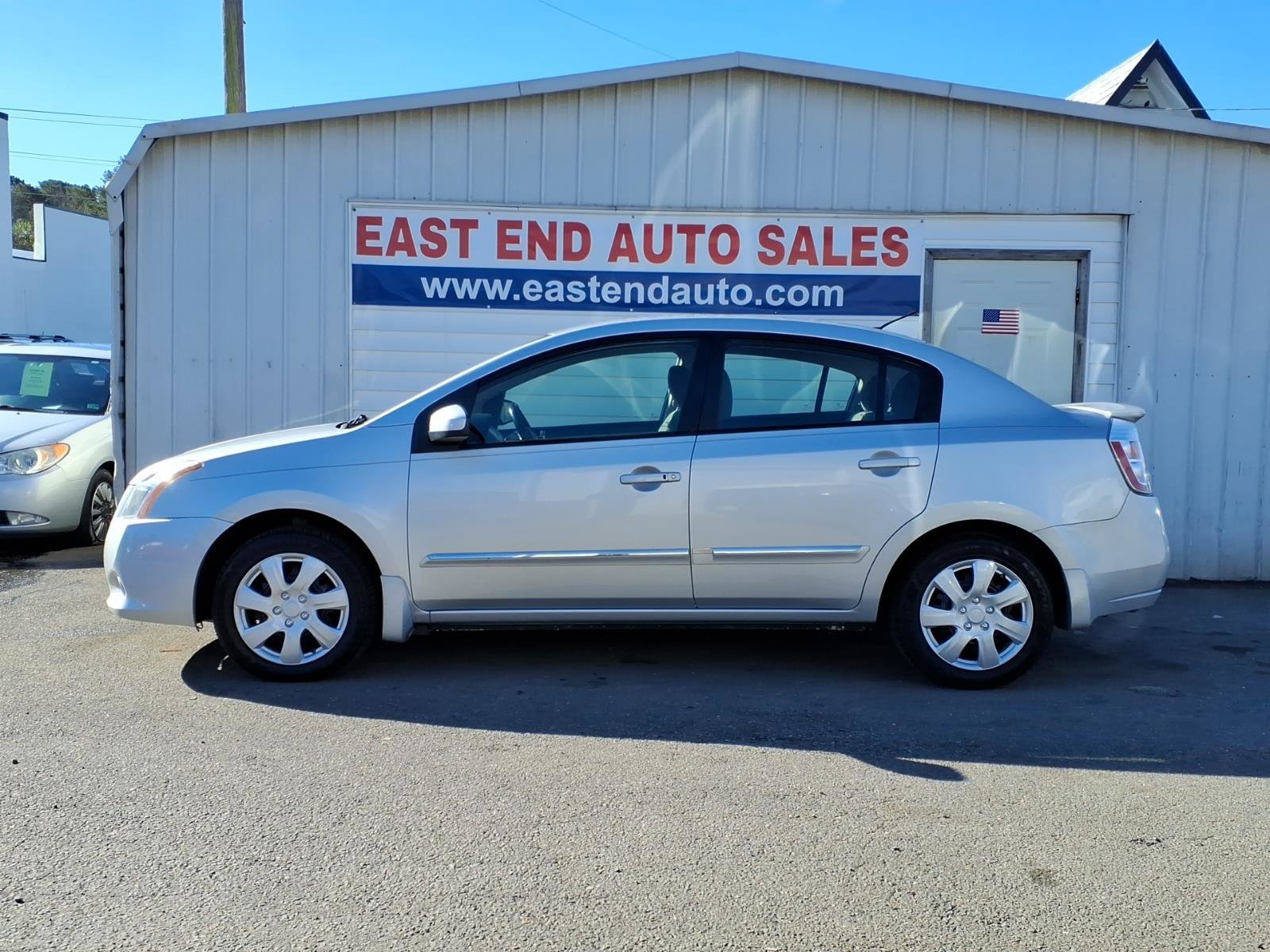 Used 2012 Nissan Sentra 2.0 S w/ Convenience Pkg image 2