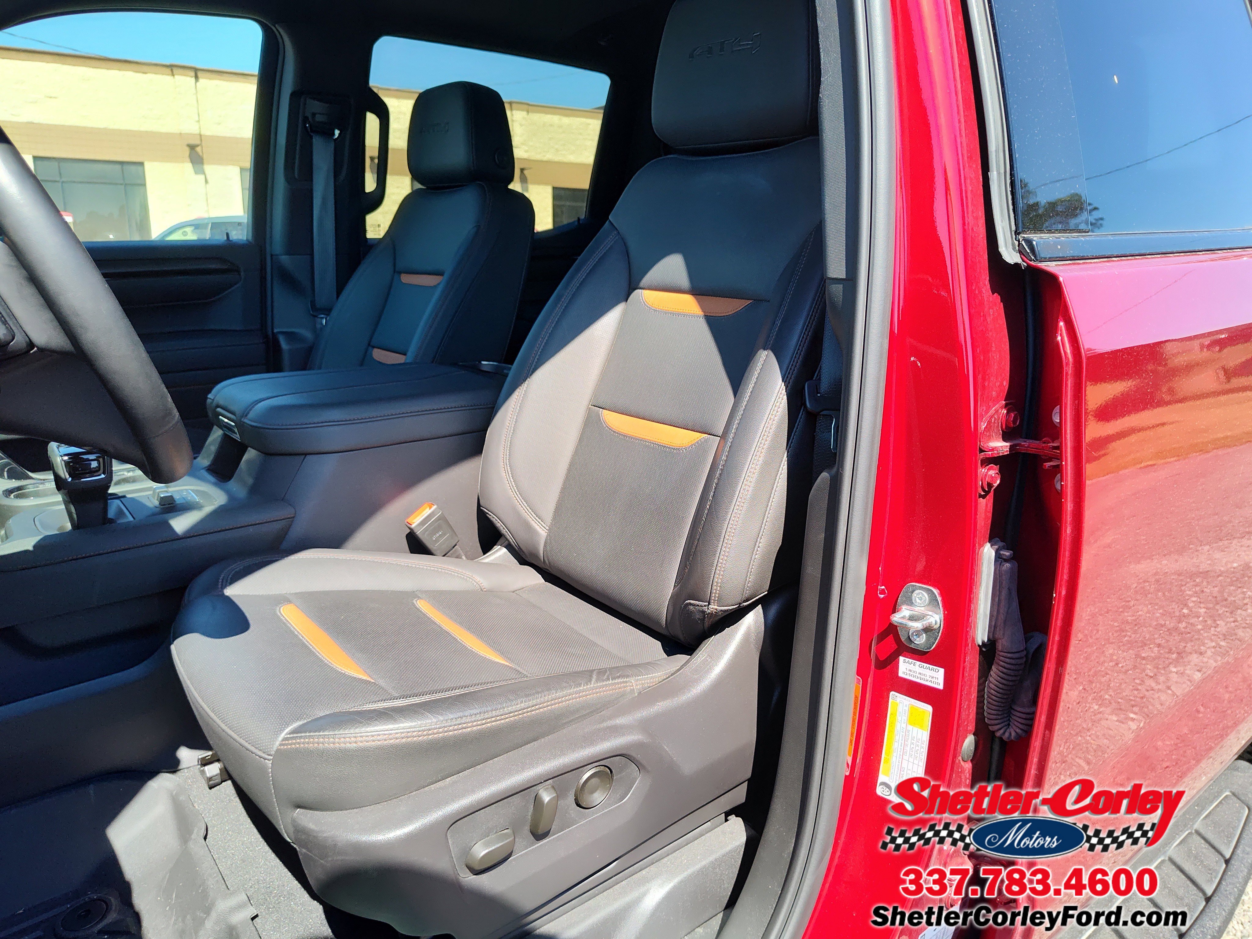 Used 2024 GMC Sierra 1500 AT4 w/ Technology Package image 17