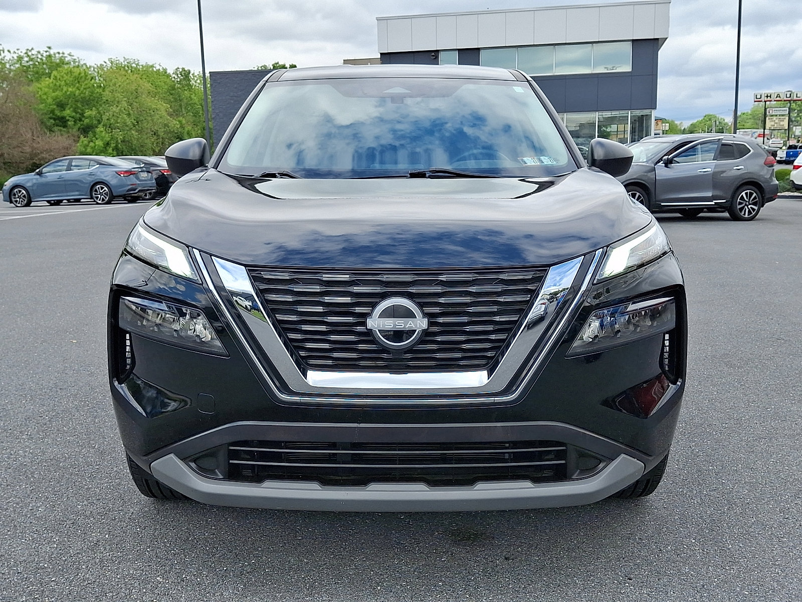 Certified 2023 Nissan Rogue S AWD/4WD image 2