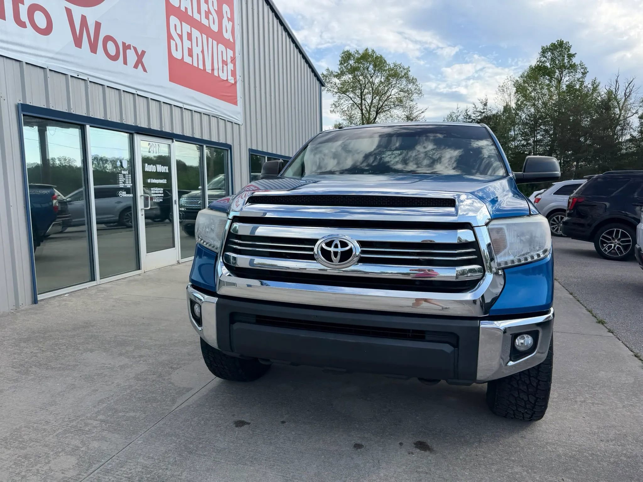 Used 2016 Toyota Tundra SR5 w/ TRD Off Road Package image 17