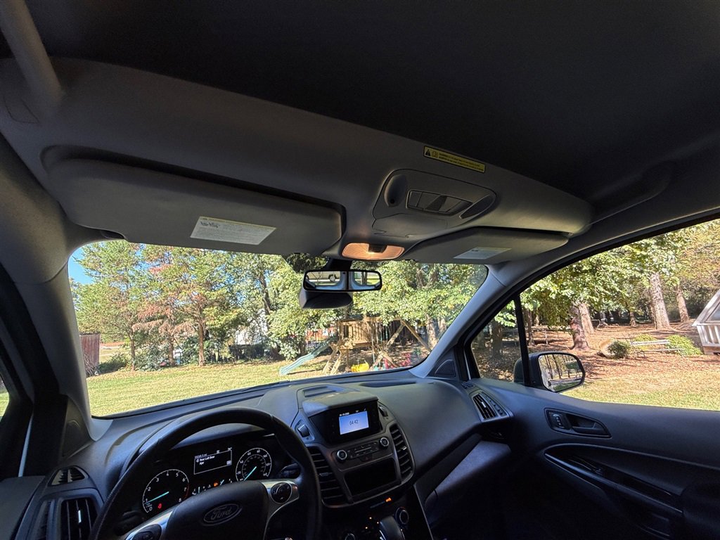 Used 2020 Ford Transit Connect XL image 36