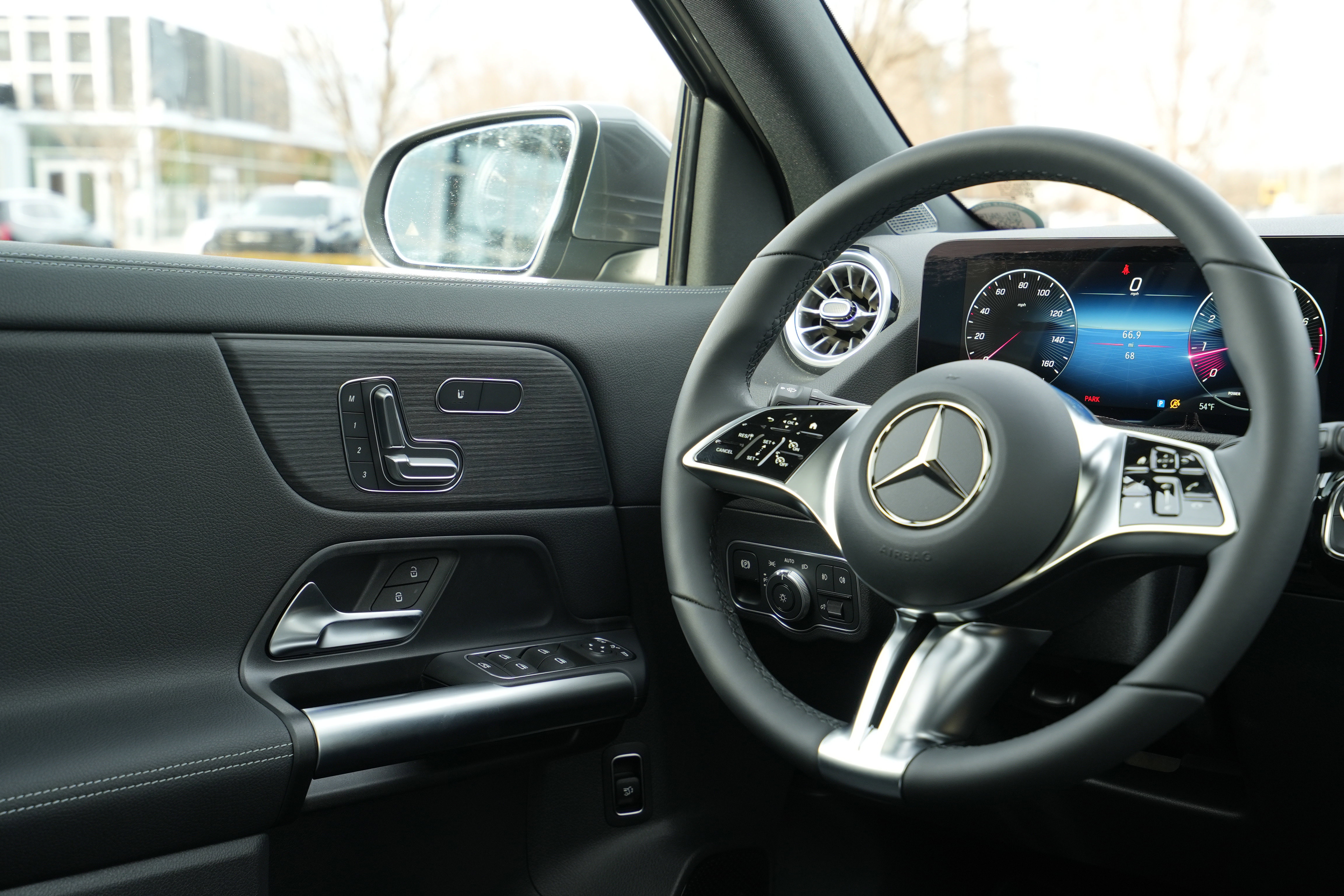 New 2026 Mercedes-Benz GLA 250 image 23