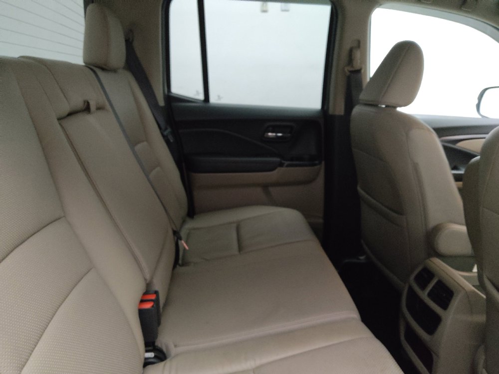 Used 2017 Honda Ridgeline RTL-T image 19