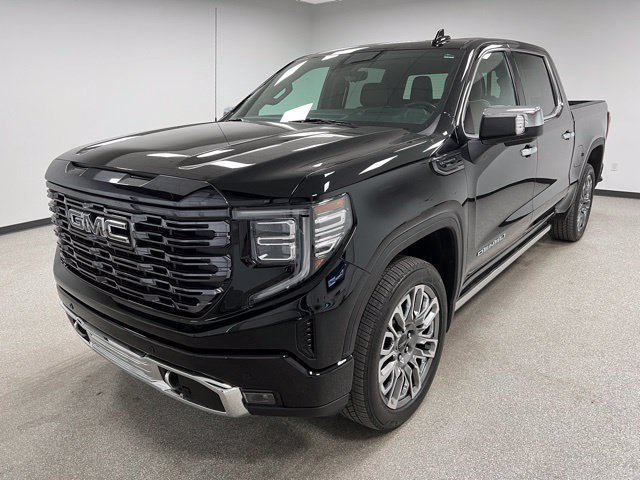 Used 2023 GMC Sierra 1500 Denali Ultimate AWD/4WD image 4