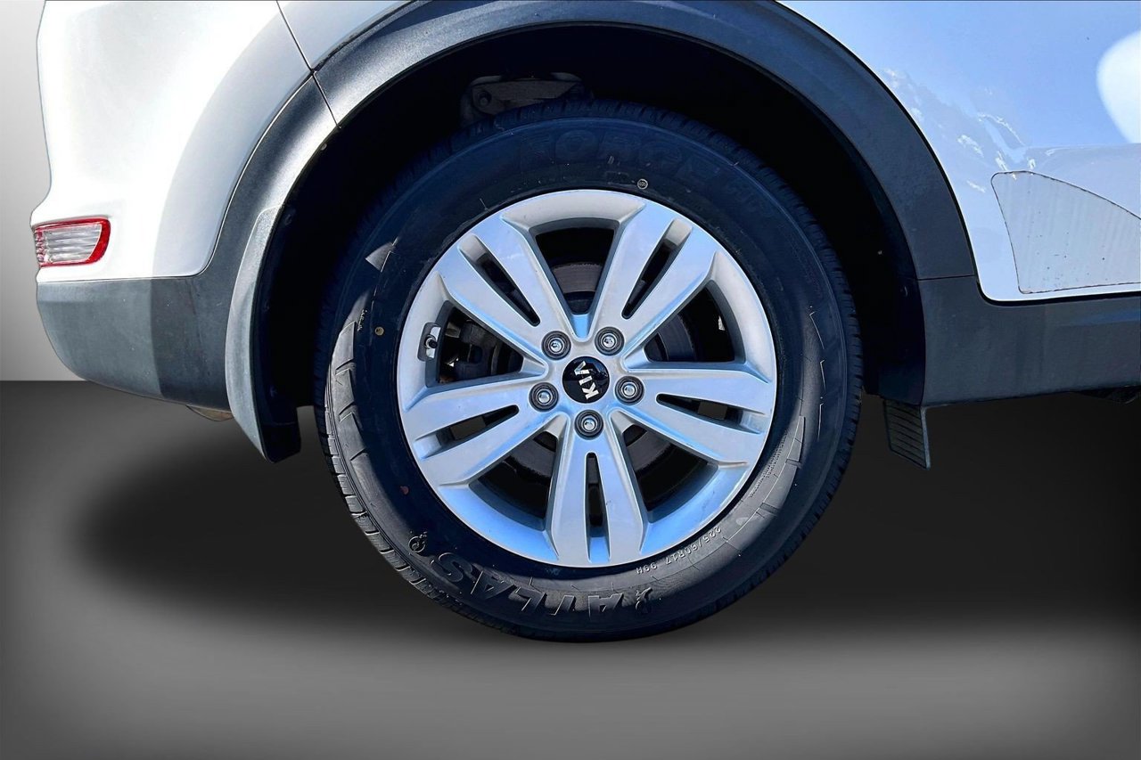 Used 2017 Kia Sportage LX w/ LX Popular Package FWD image 34