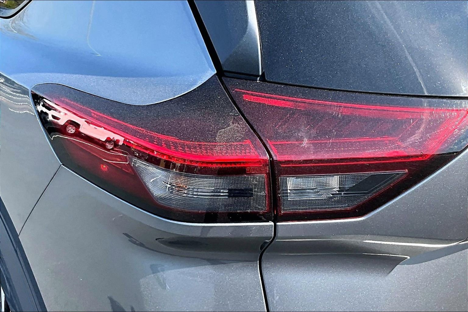 Used 2023 Nissan Rogue SV image 23