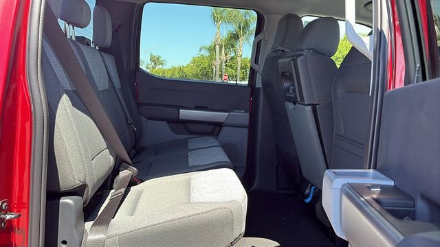 New 2026 Ford F250 XLT w/ FX4 Off-Road Package AWD/4WD image 13