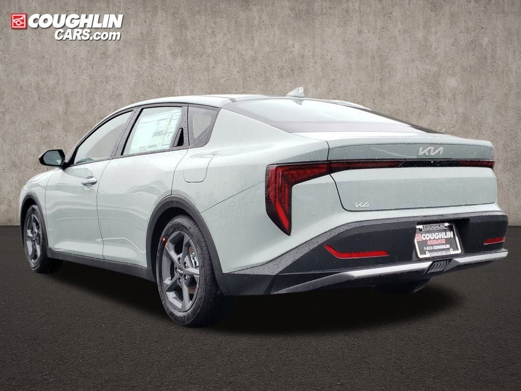 New 2025 Kia K4 LXS image 5