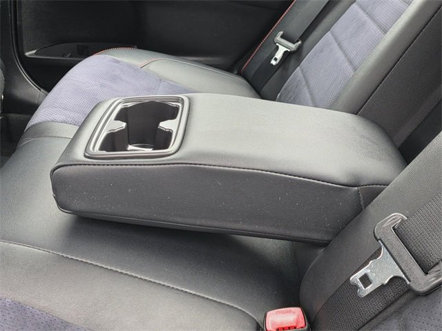 Used 2017 Toyota Camry XSE image 11