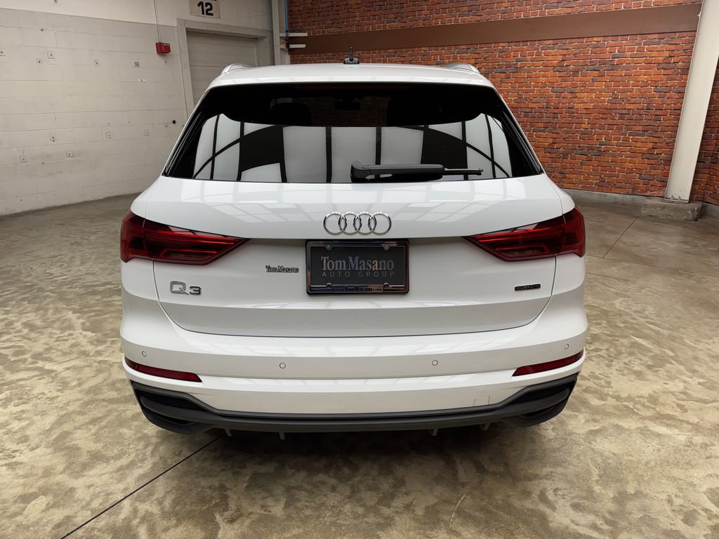 Used 2025 Audi Q3 2.0T Premium AWD/4WD image 5
