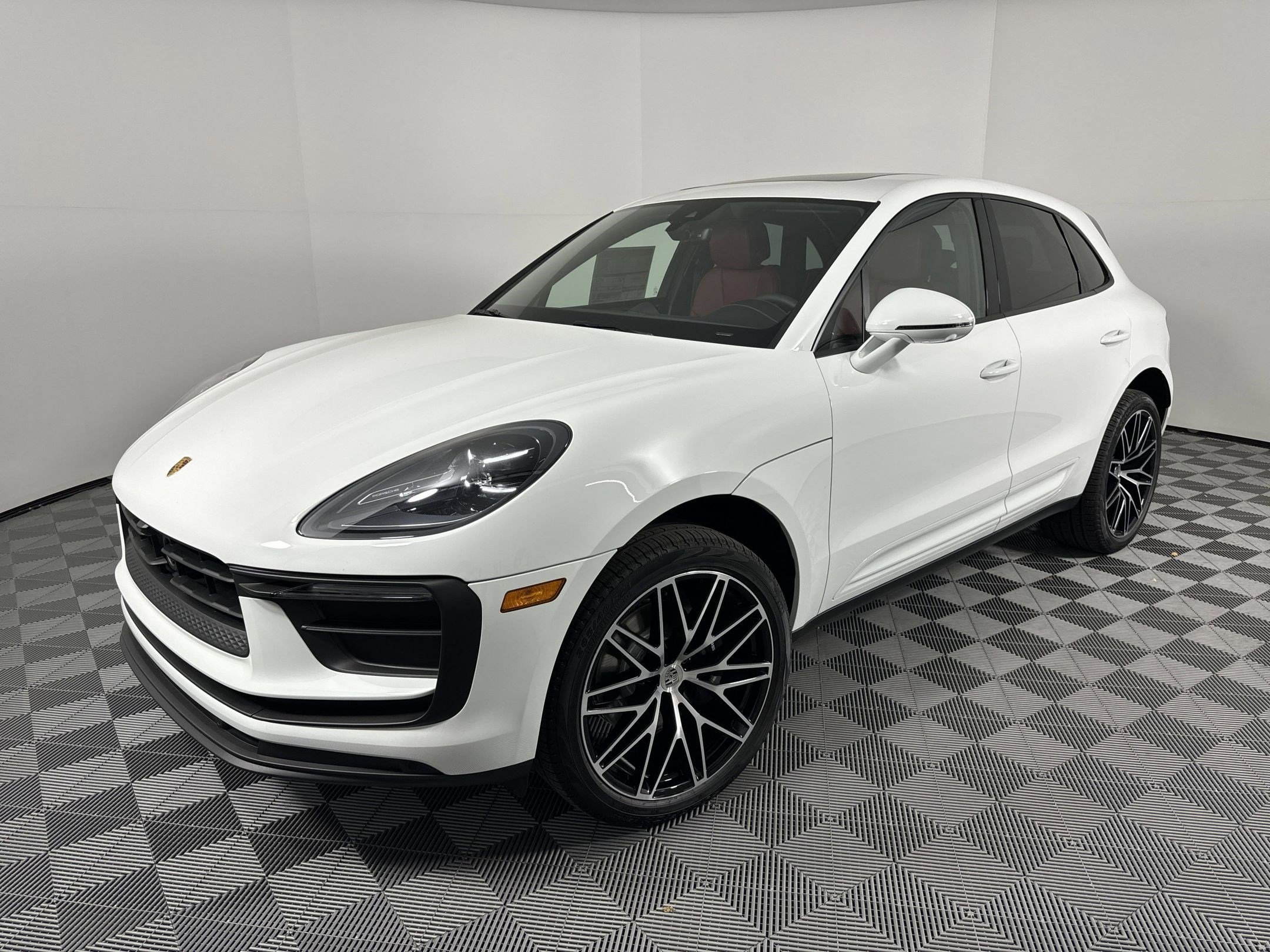 Certified 2025 Porsche Macan