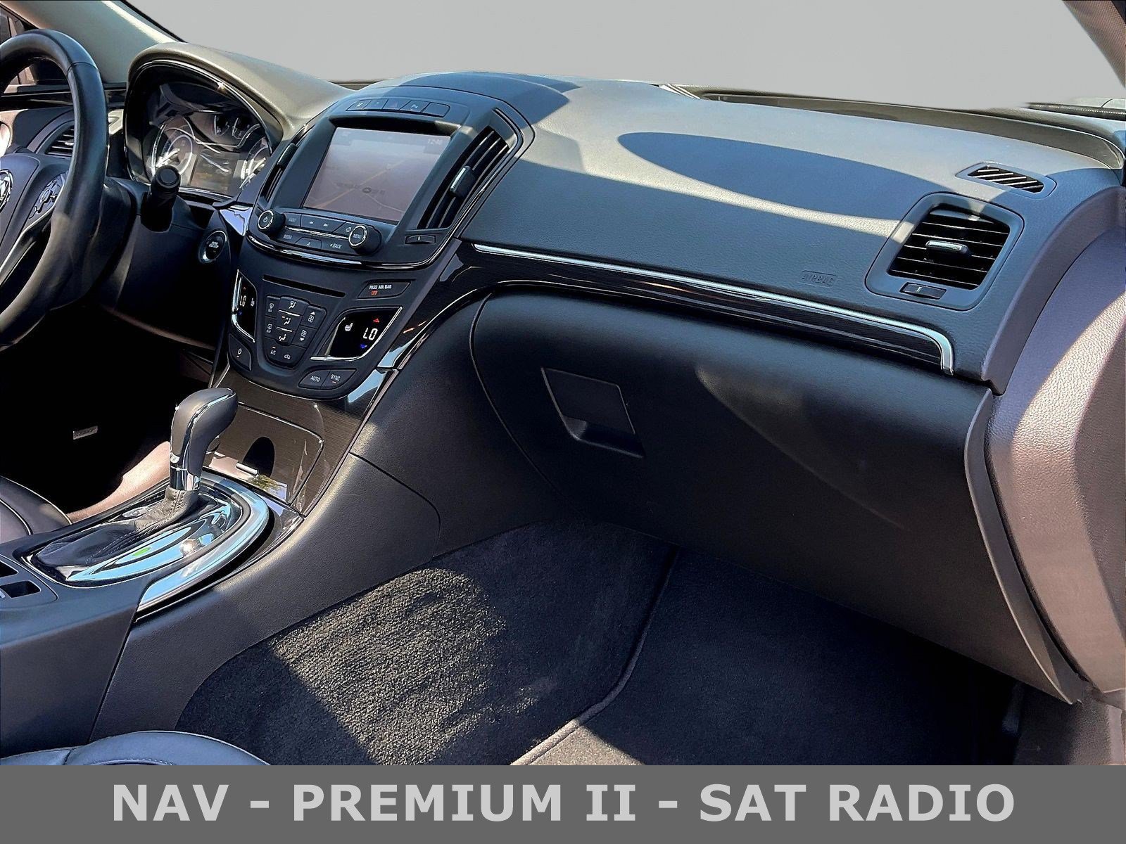 Used 2017 Buick Regal Premium w/ Driver Confidence Package #1 FWD image 26