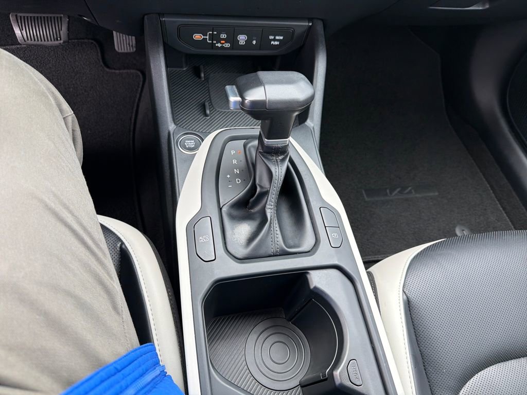 Used 2025 Kia K4 GT-Line w/ GT-Line Premium Package image 22