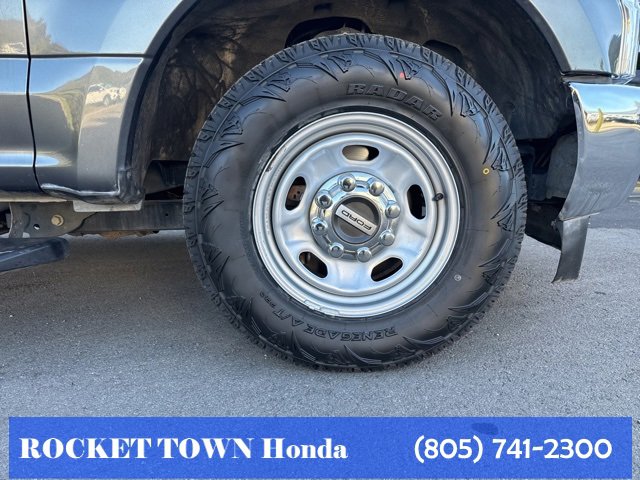 Used 2020 Ford F250 XL w/ Power Equipment Group image 13