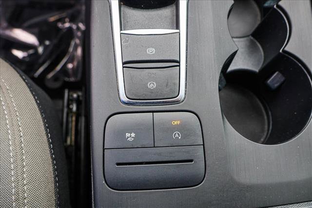 Used 2020 Ford Escape SE AWD/4WD image 21