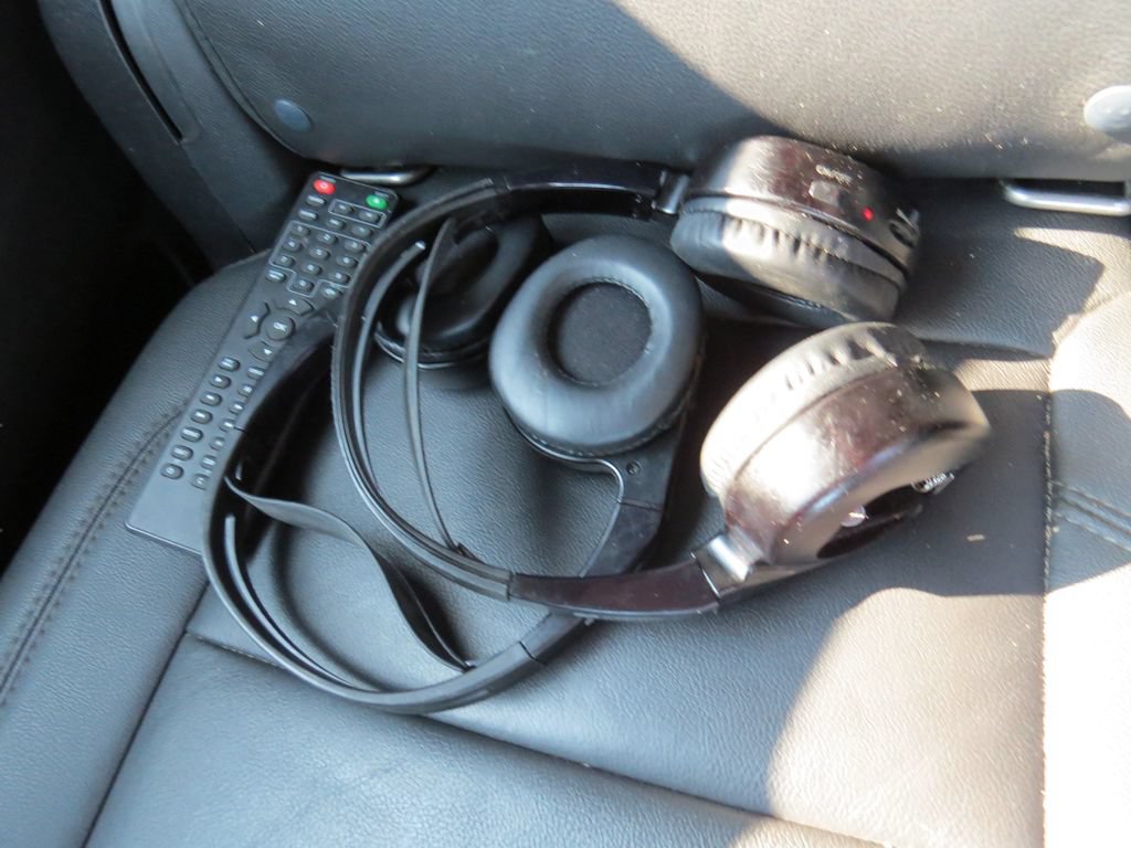Certified 2022 Chevrolet Suburban Z71 AWD/4WD image 19