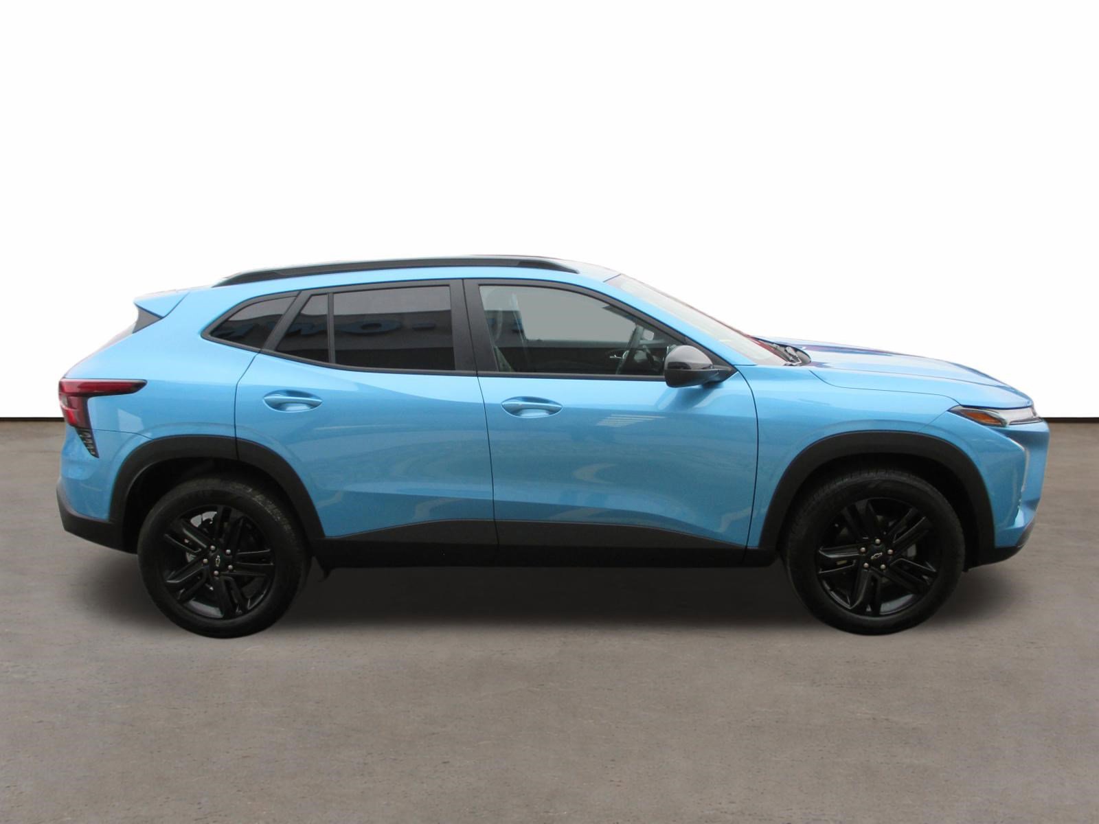 Used 2025 Chevrolet Trax ACTIV w/ Driver Confidence Package image 6