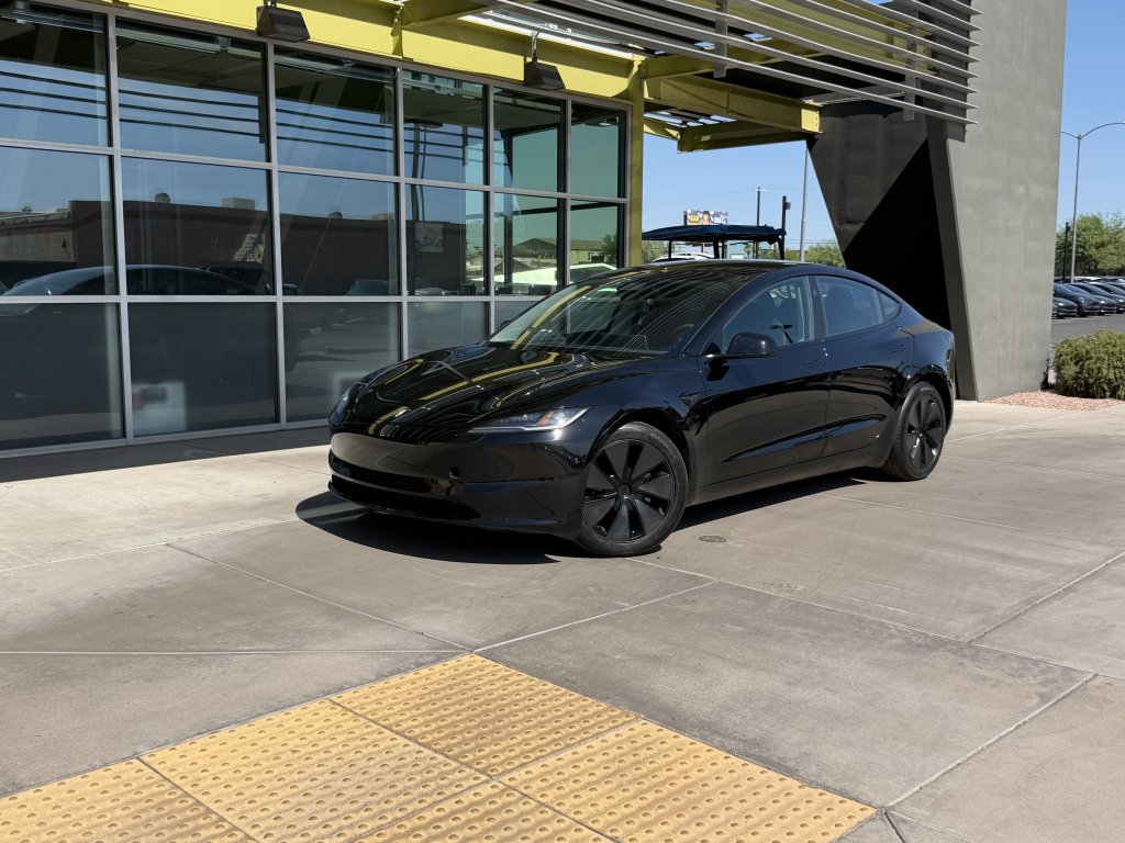 Used 2024 Tesla Model 3 RWD image 1