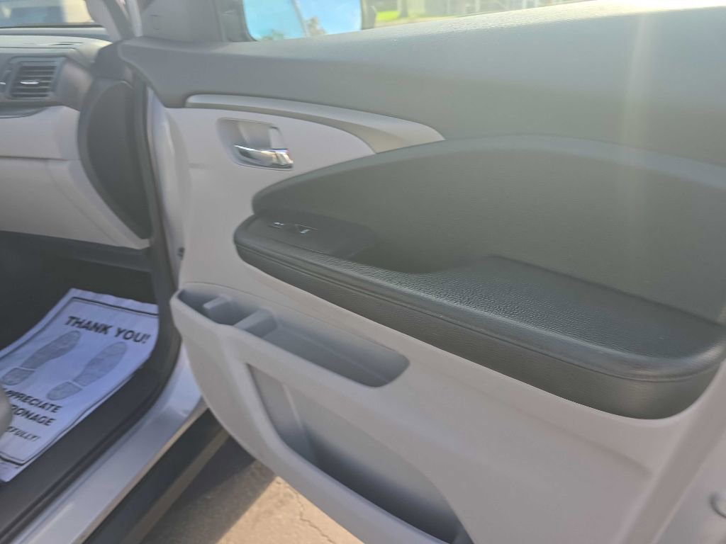 Used 2020 Honda Pilot EX image 17