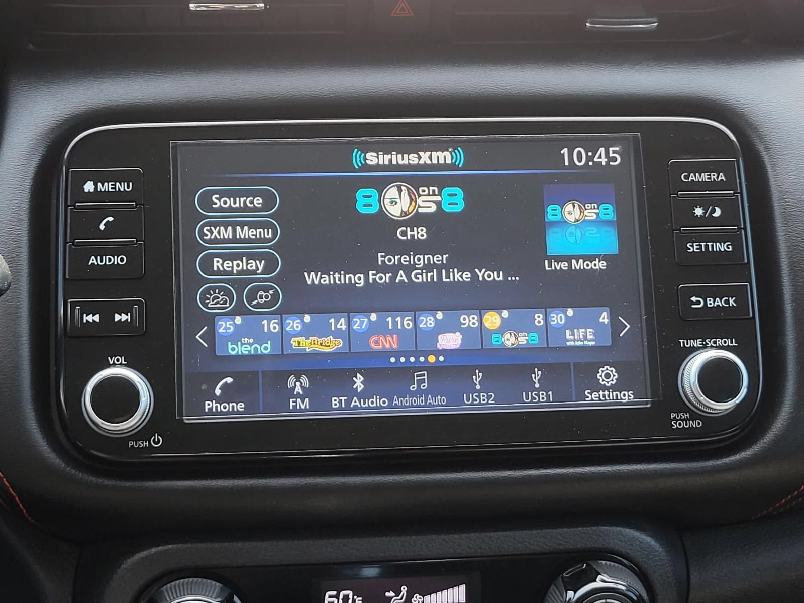 Used 2021 Nissan Kicks SR FWD image 25