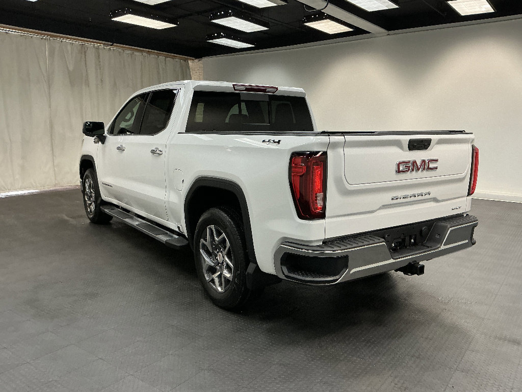 New 2026 GMC Sierra 1500 SLT w/ SLT Premium Package image 3